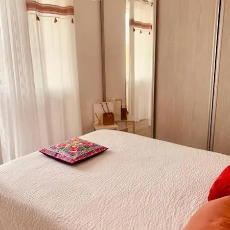 Refait A Neuf Tout Confort Ajaccio (Corsica)